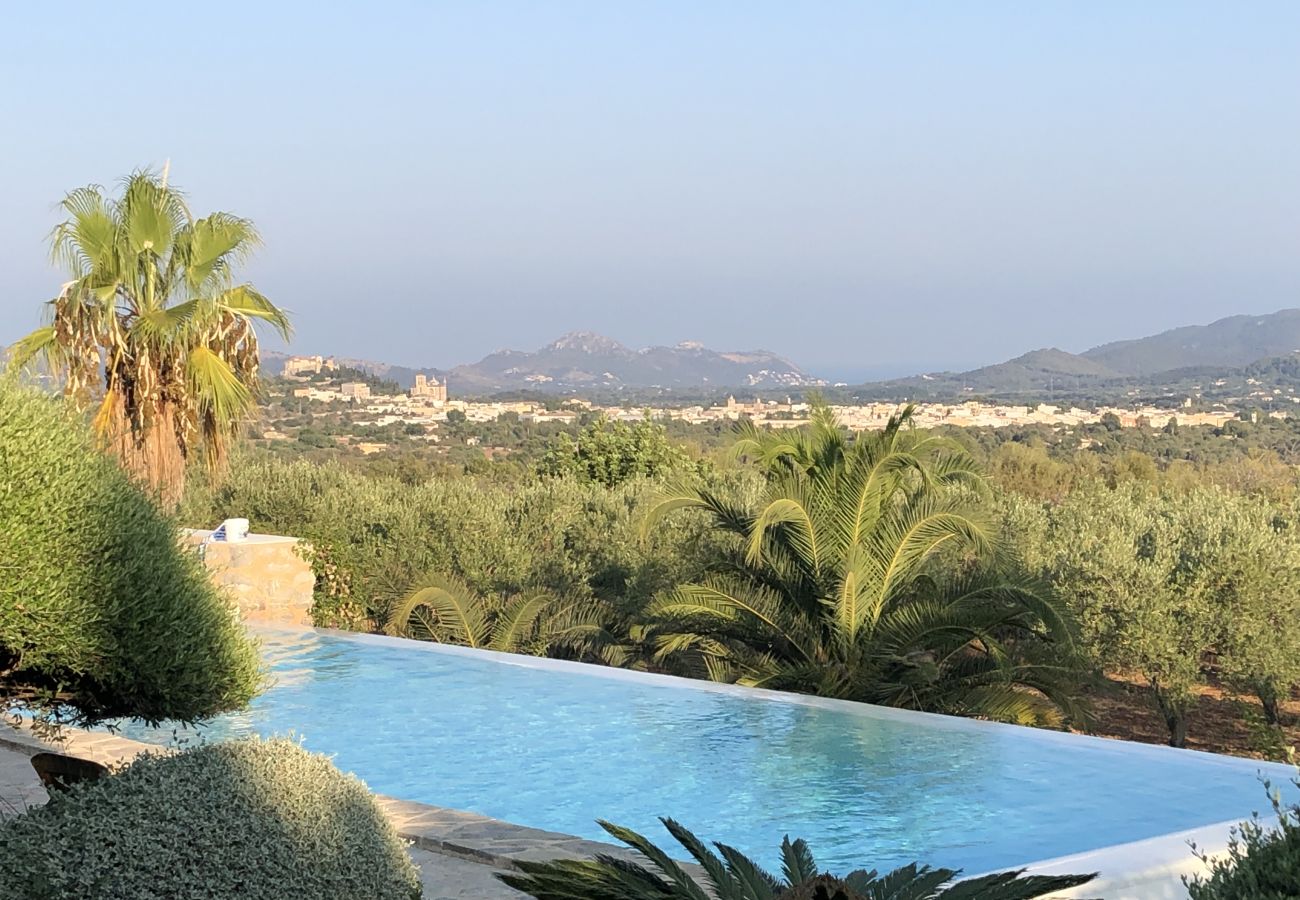Finca in Arta - Luxuriöse Finca Mallorca mit Pool Panoramablick