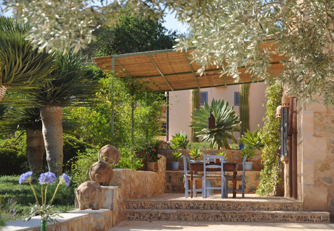 Finca in Arta - Luxuriöse Finca Mallorca mit Pool Panoramablick