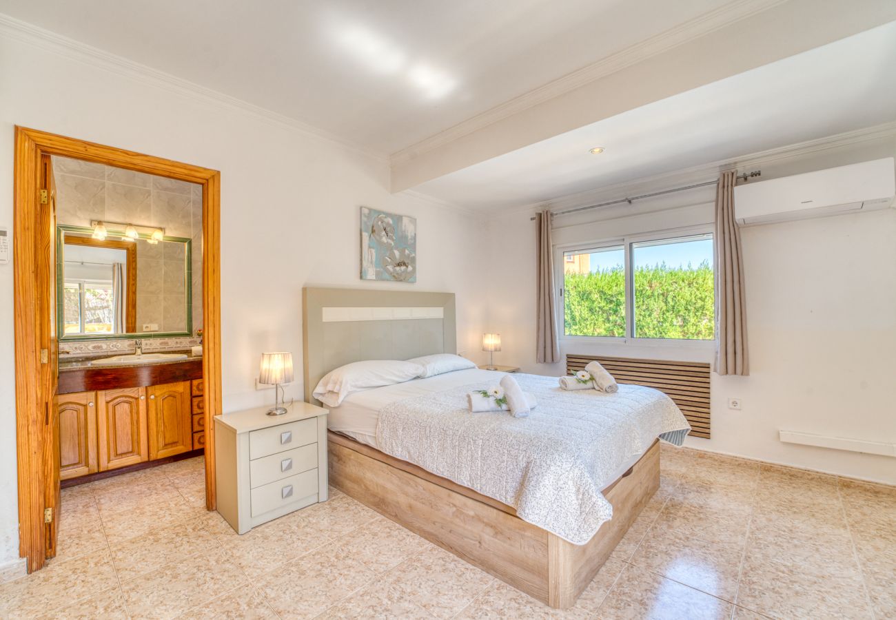 Ferienhaus in Alcudia - Villa Montelo mit privatem Pool in Meeresnähe