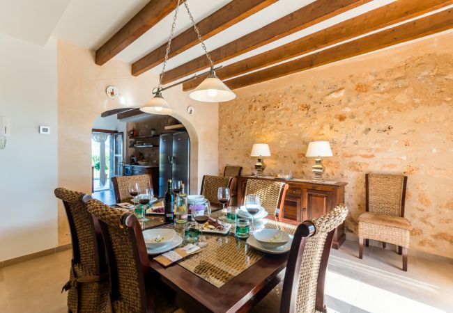 Finca in Manacor - Modernes Landhaus auf Mallorca Pleta mit Pool