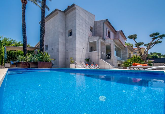 Ferienhaus in Alcudia - Luxuriöses Haus Barcares nou in der Nähe des Meeres Alcudia