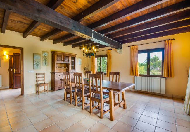 Finca in Selva - Finca Sa Mina für 12 mit Pool auf Mallorca Finca in Selva - Finca Sa Mina für 12 mit Pool auf Mallorca