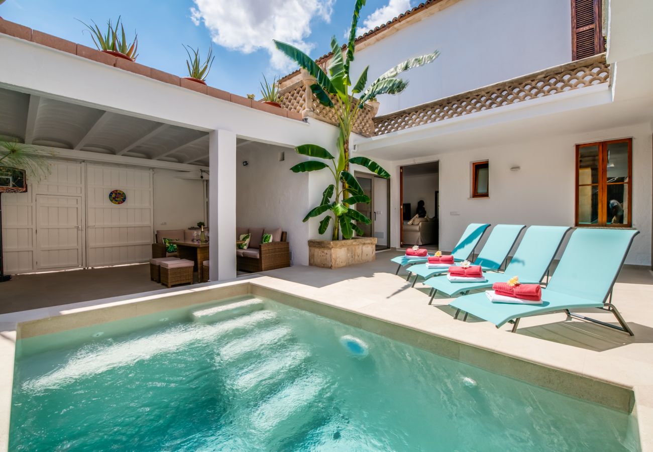 Ferienhaus in Sa Pobla - Ländliche Finca auf Mallorca Con Frit mit Schwimmbad