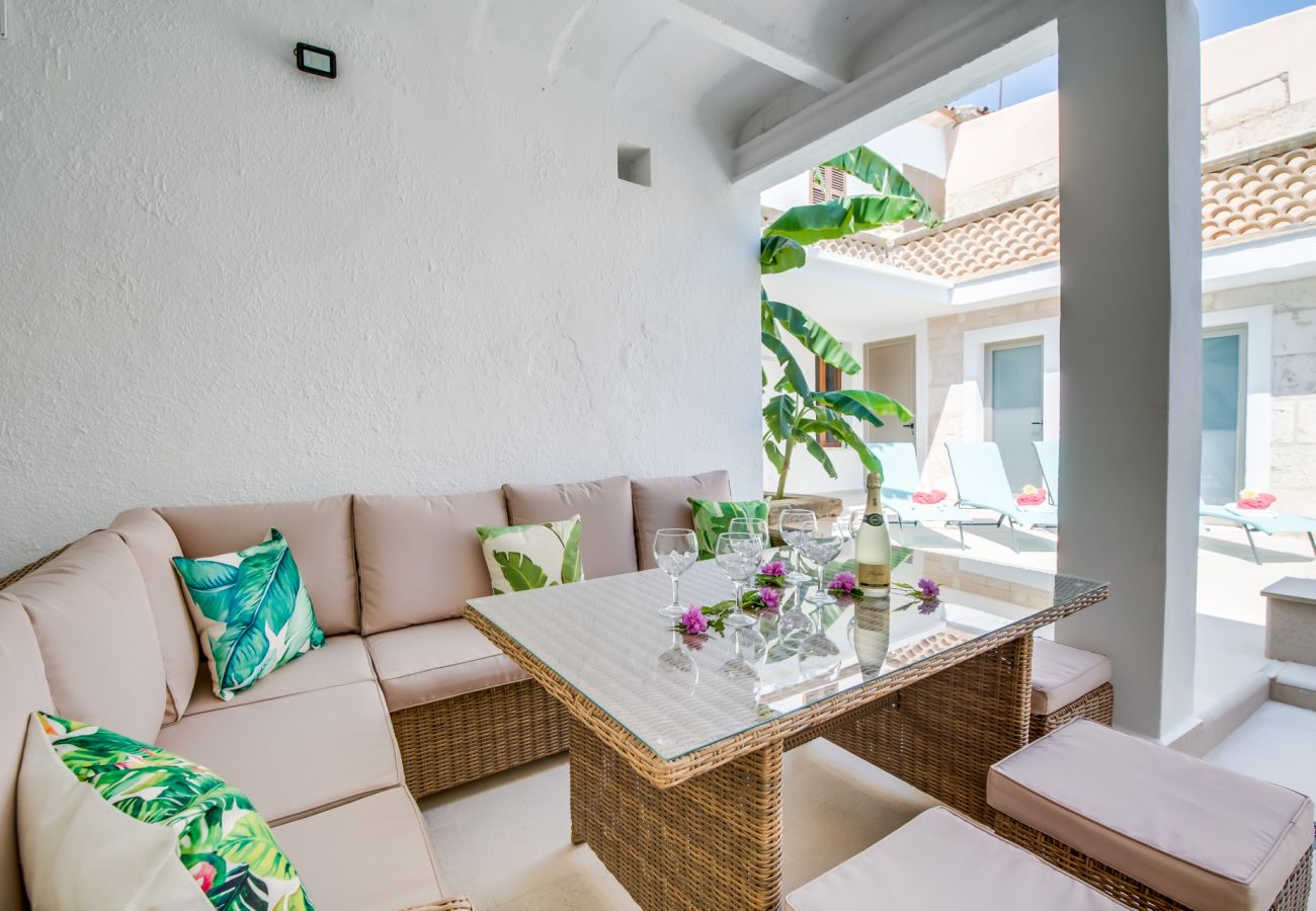 Ferienhaus in Sa Pobla - Ländliche Finca auf Mallorca Con Frit mit Schwimmbad