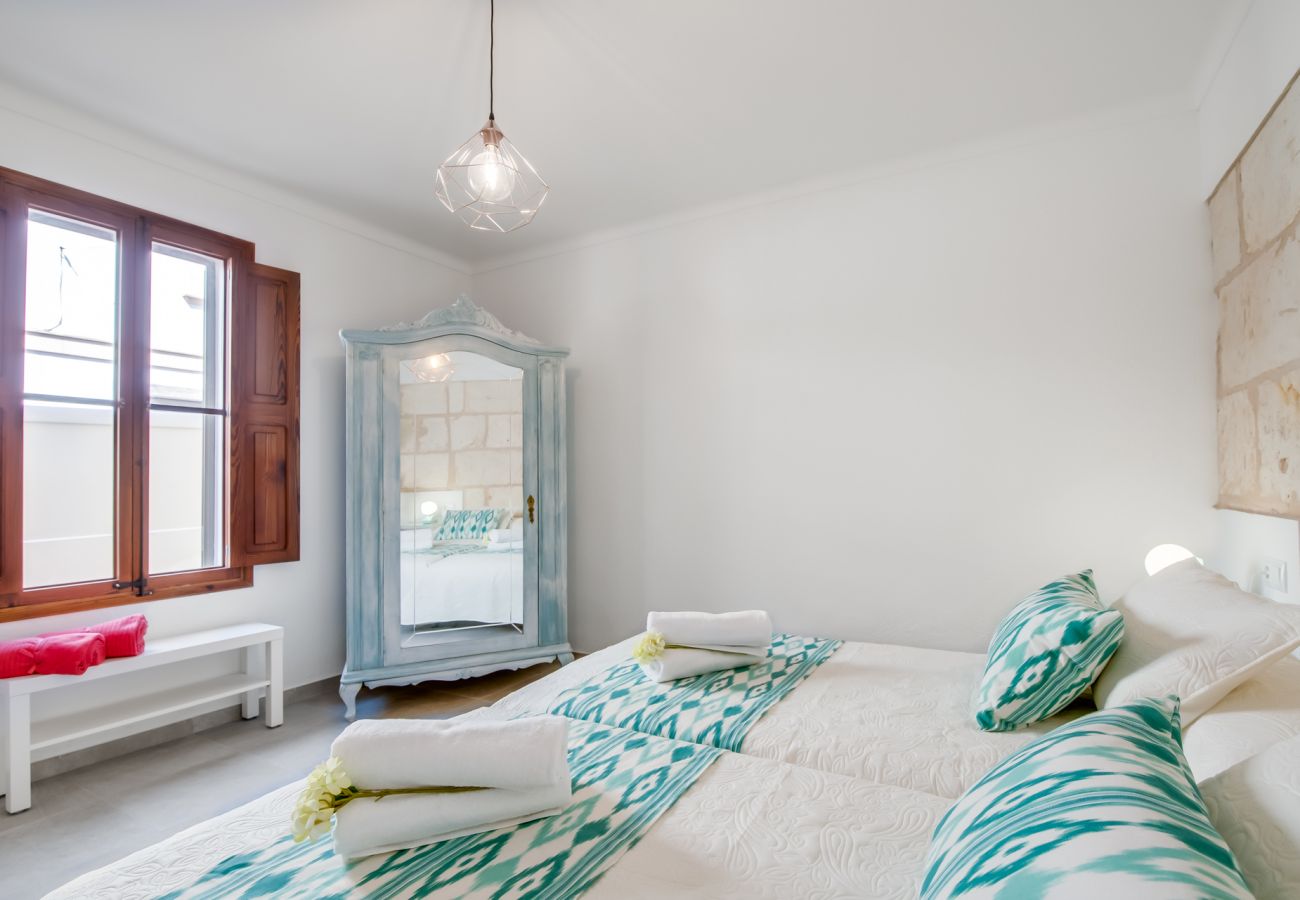 Ferienhaus in Sa Pobla - Ländliche Finca auf Mallorca Con Frit mit Schwimmbad