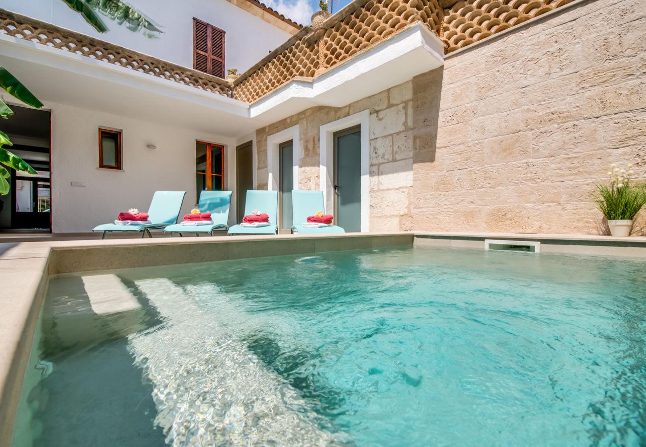 Ferienhaus in Sa Pobla - Ländliche Finca auf Mallorca Con Frit mit Schwimmbad