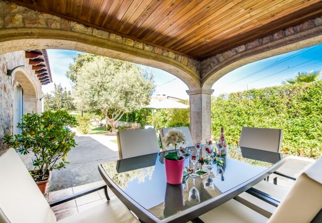 Finca in Lloseta - Finca im Zentrum Mallorcas Finca Alegre mit Pool Finca in Lloseta - Finca im Zentrum Mallorcas Finca Alegre mit Pool
