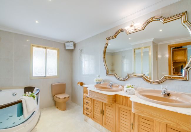 Finca in Lloseta - Finca im Zentrum Mallorcas Finca Alegre mit Pool Finca in Lloseta - Finca im Zentrum Mallorcas Finca Alegre mit Pool