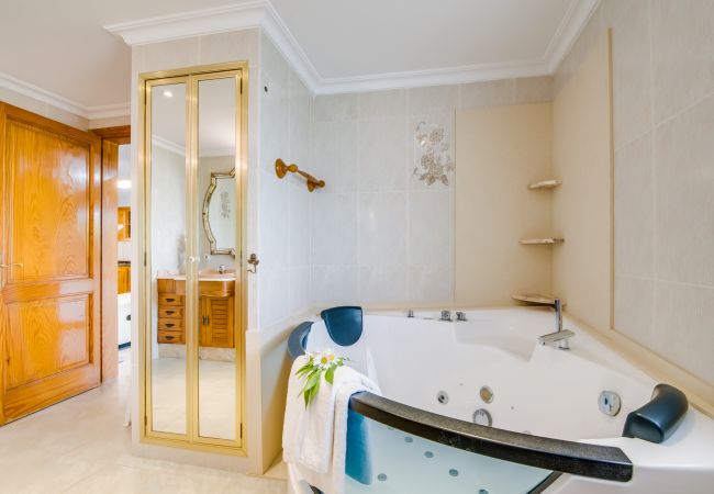 Finca in Lloseta - Finca im Zentrum Mallorcas Finca Alegre mit Pool Finca in Lloseta - Finca im Zentrum Mallorcas Finca Alegre mit Pool