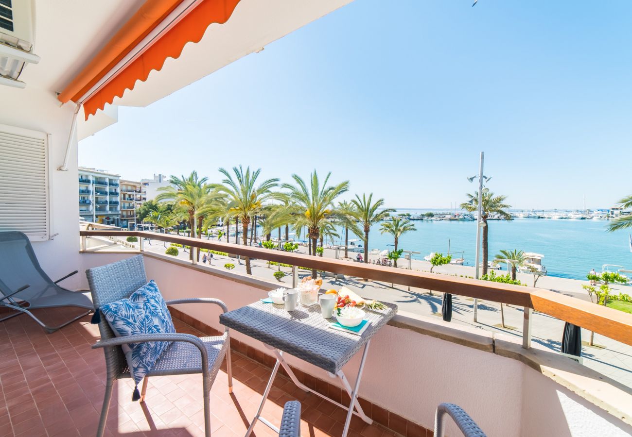 Ferienwohnung mit Meerblickterrasse Puerto Alcudia