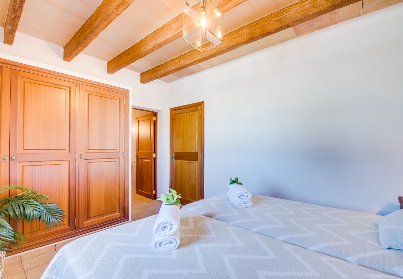 Finca in Felanitx - Landhaus in Mallorca Cas Cuni mit Pool