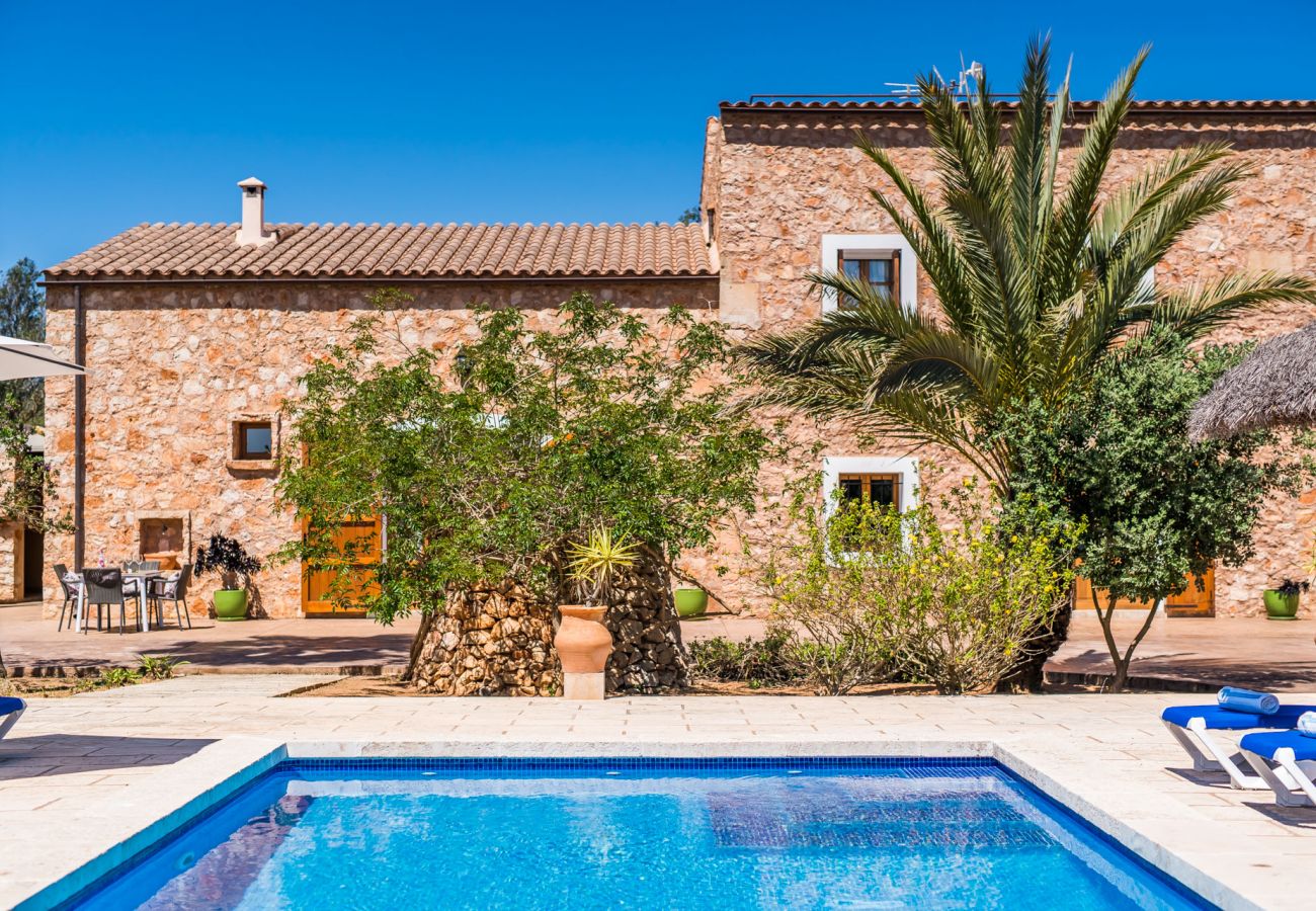 Finca in Felanitx - Haus im Landhausstil Mallorca Cas Verros mit Pool