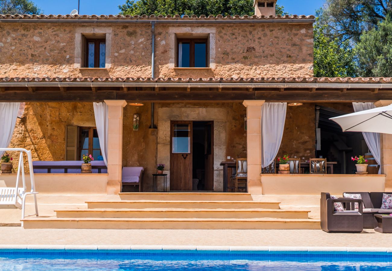 Finca mit Pool und Barbecue in Mallorca