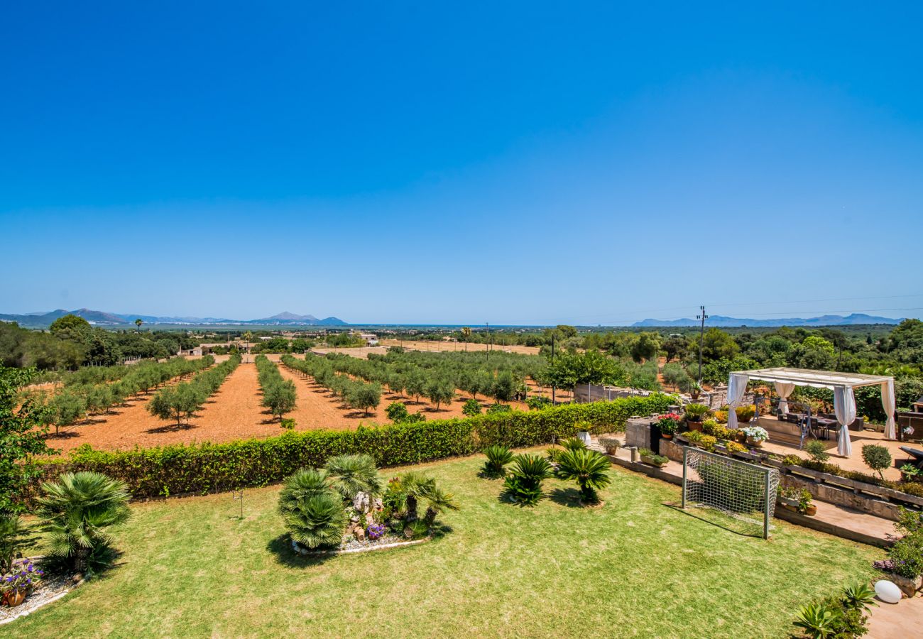 Finca mit Panoramablick auf die Natur