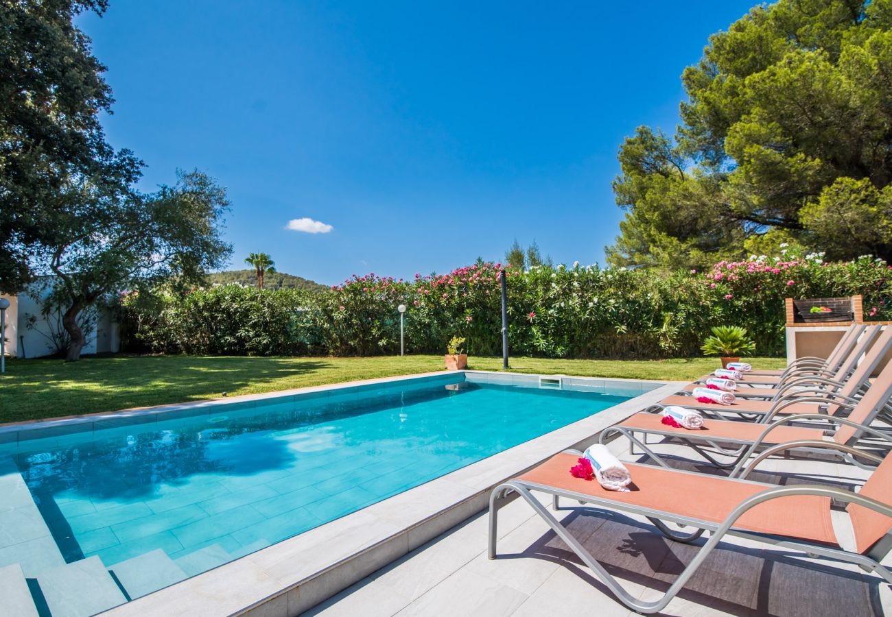 Ferienhaus mit Pool am Strand in Mallorca