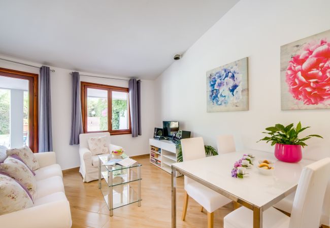 Ferienhaus in Crestatx - Haus mit Pool Garten Casa Pequeña auf Mallorca Ferienhaus in Crestatx - Haus mit Pool Garten Casa Pequeña auf Mallorca