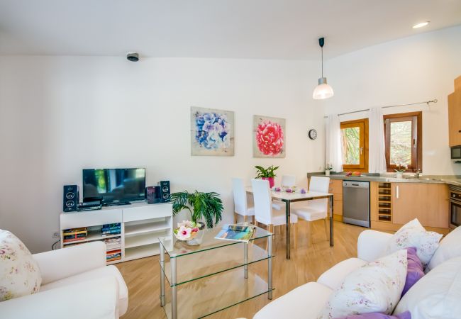 Ferienhaus in Crestatx - Haus mit Pool Garten Casa Pequeña auf Mallorca Ferienhaus in Crestatx - Haus mit Pool Garten Casa Pequeña auf Mallorca