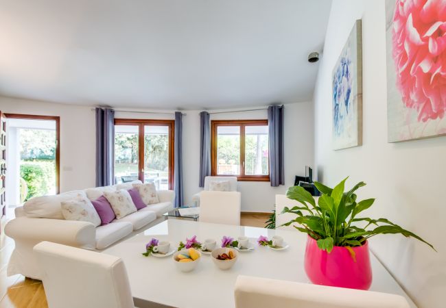 Ferienhaus in Crestatx - Haus mit Pool Garten Casa Pequeña auf Mallorca Ferienhaus in Crestatx - Haus mit Pool Garten Casa Pequeña auf Mallorca