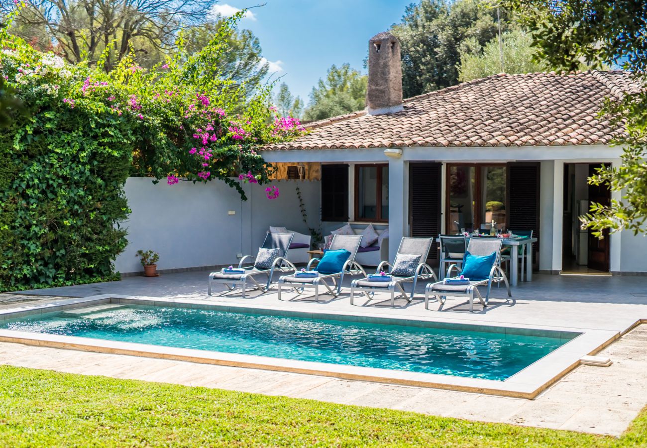Ferienhaus in Crestatx - Haus mit Pool Garten Casa Pequeña auf Mallorca