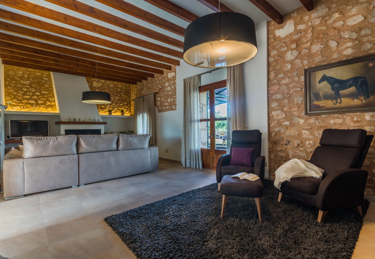 Finca in Manacor - Modernes Landhaus auf Mallorca Pleta mit Pool