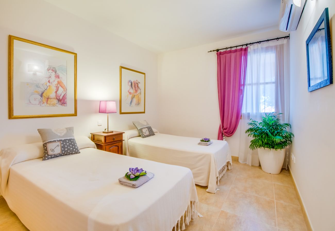 Ferienwohnung in Sa Rapita - Apartment Blau Mari  mit Pool auf Mallorca