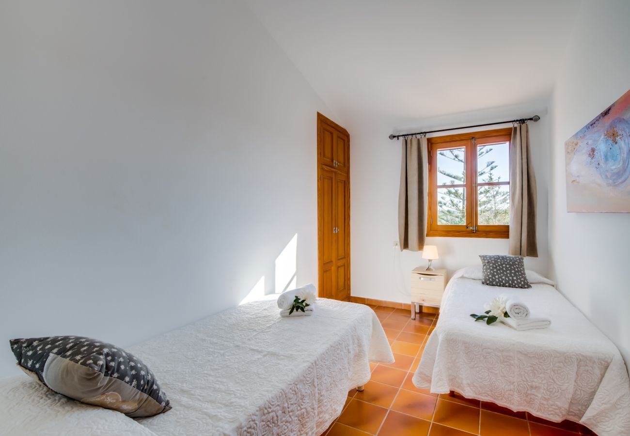 Finca in Inca - Ländliche Finca Can Rafelino mit Pool auf Mallorca