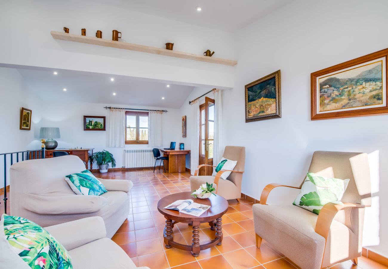 Finca in Inca - Ländliche Finca Can Rafelino mit Pool auf Mallorca