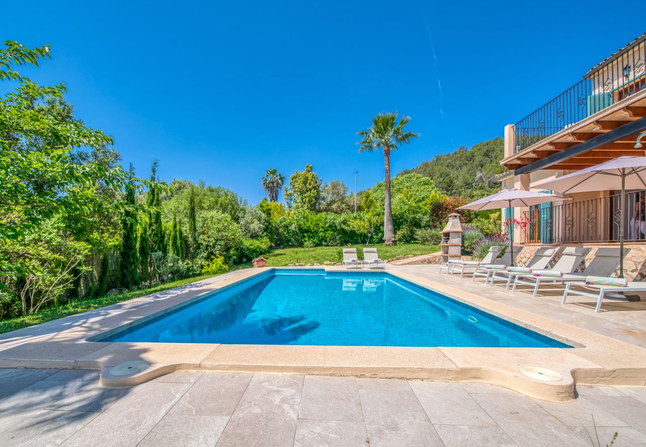 Ferienhaus in Crestatx - Modernes Haus mit Pool Villa Flores auf Mallorca
