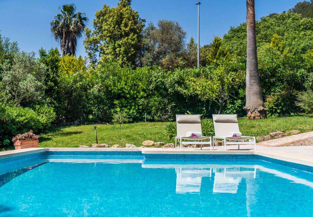 Ferienhaus in Crestatx - Modernes Haus mit Pool Villa Flores auf Mallorca