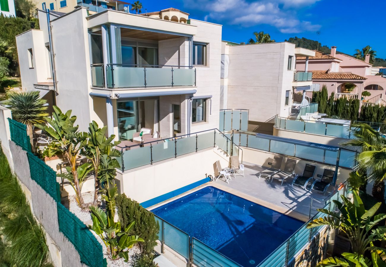 Ferienhaus in Puerto de Alcudia - Luxuriöses Haus Meerblick Villa Alcanada Alcudia