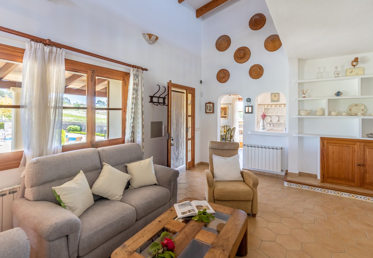 Ferienhaus in Lloret de Vistalegre - Finca Mallorca Sa Sinia mit Pool und Tennisplatz