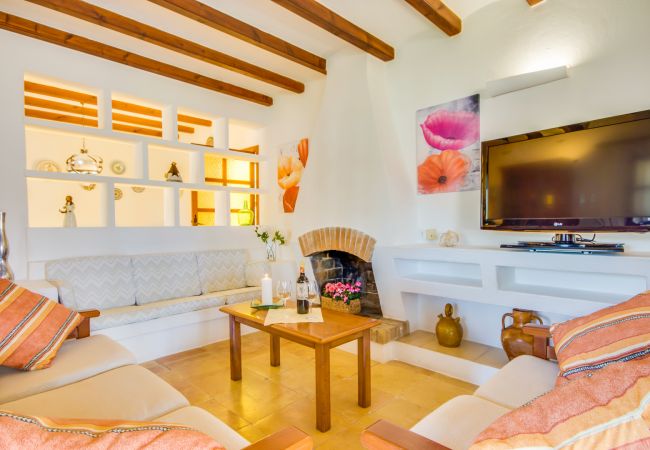 Finca in Alcúdia - Große Finca Can Comaro mit Pool in Alcudia Finca in Alcúdia - Große Finca Can Comaro mit Pool in Alcudia