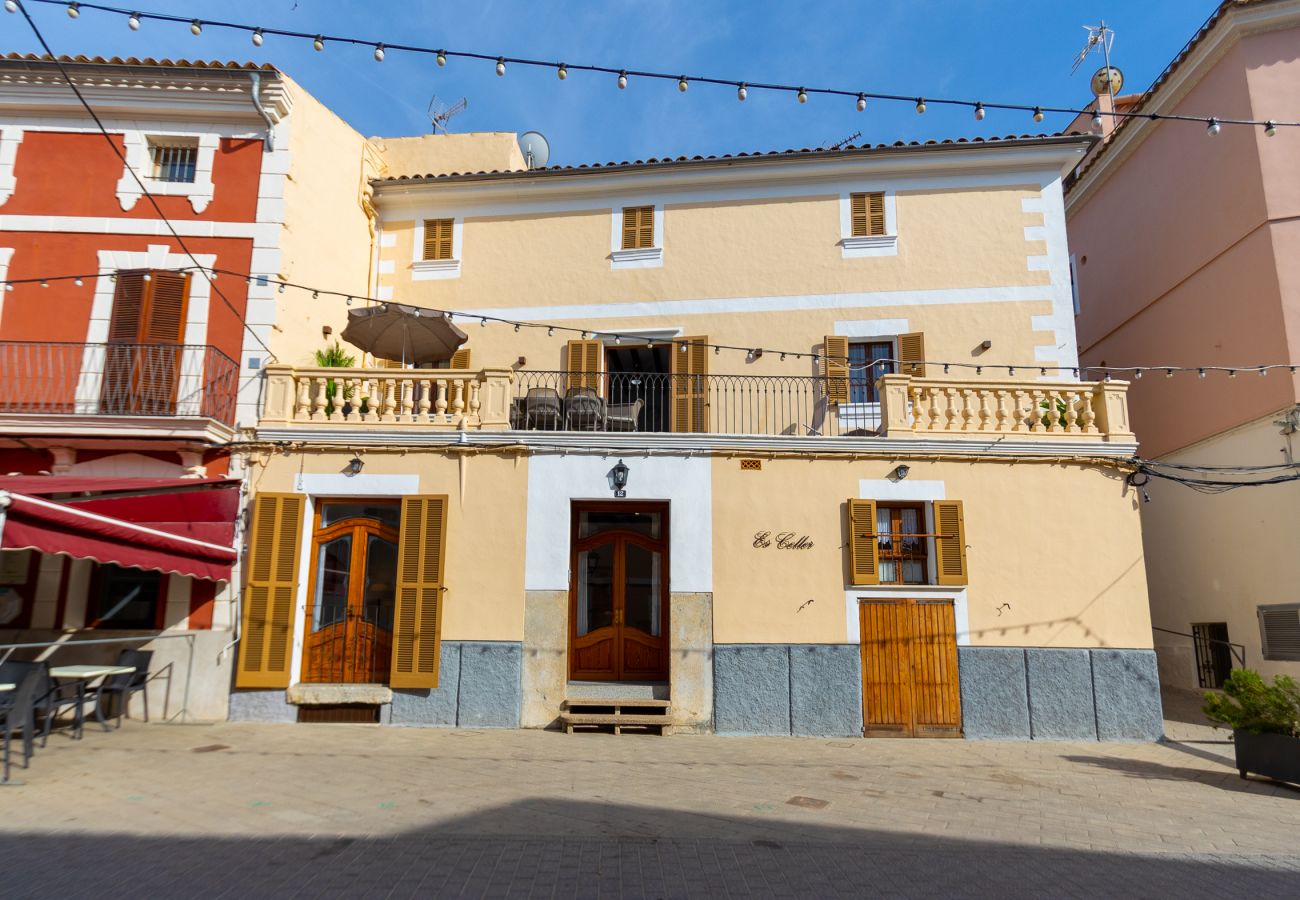 Ferienhaus in Buger - Mallorquinisches Landhaus Es Celler auf Mallorca