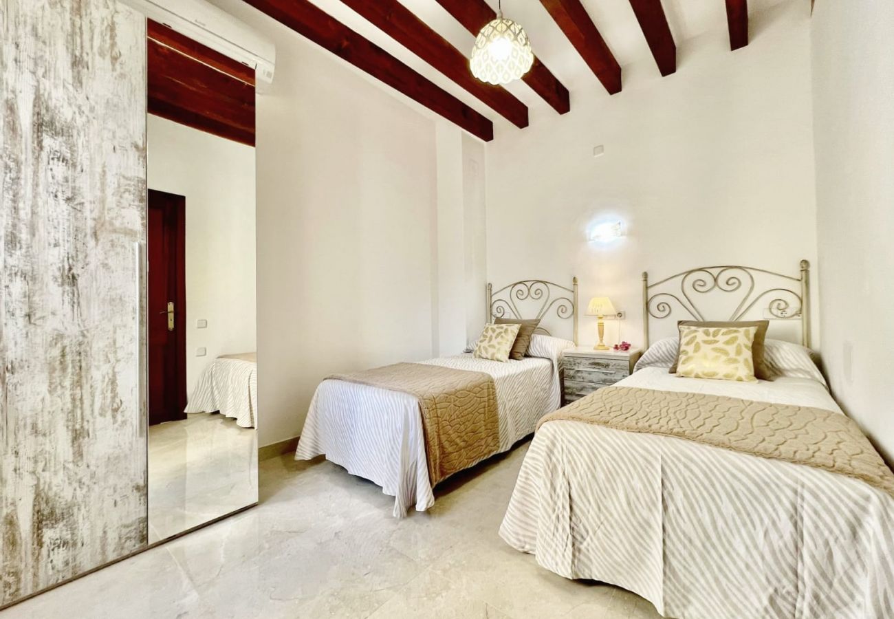 Ferienhaus in Buger - Mallorquinisches Landhaus Es Celler auf Mallorca