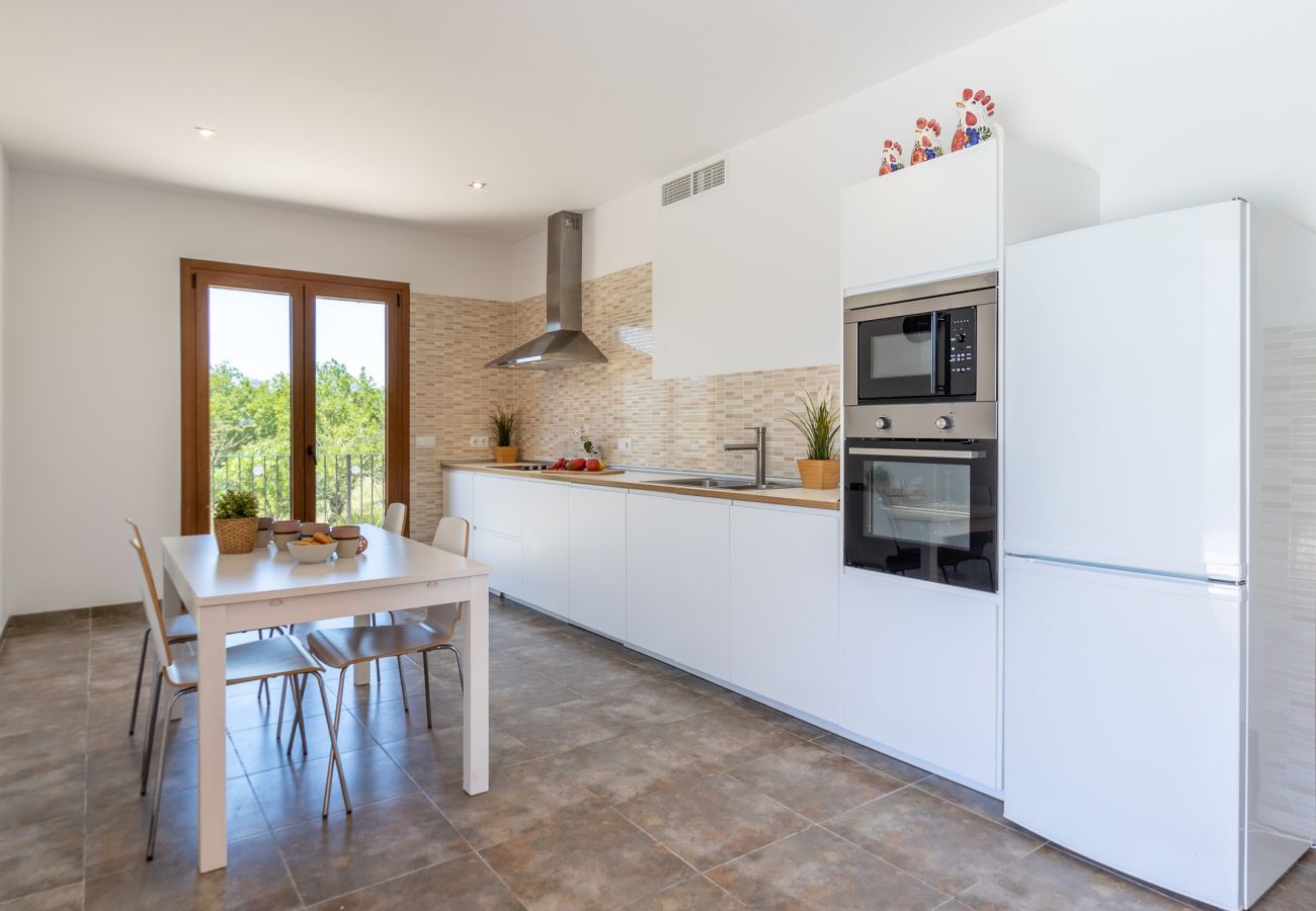 Finca in Alcudia - Finca in Alcudia Son Fe mit Pool und Bergblick