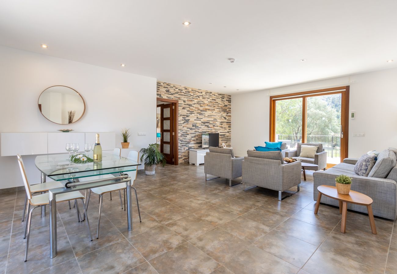 Finca in Alcudia - Finca in Alcudia Son Fe mit Pool und Bergblick