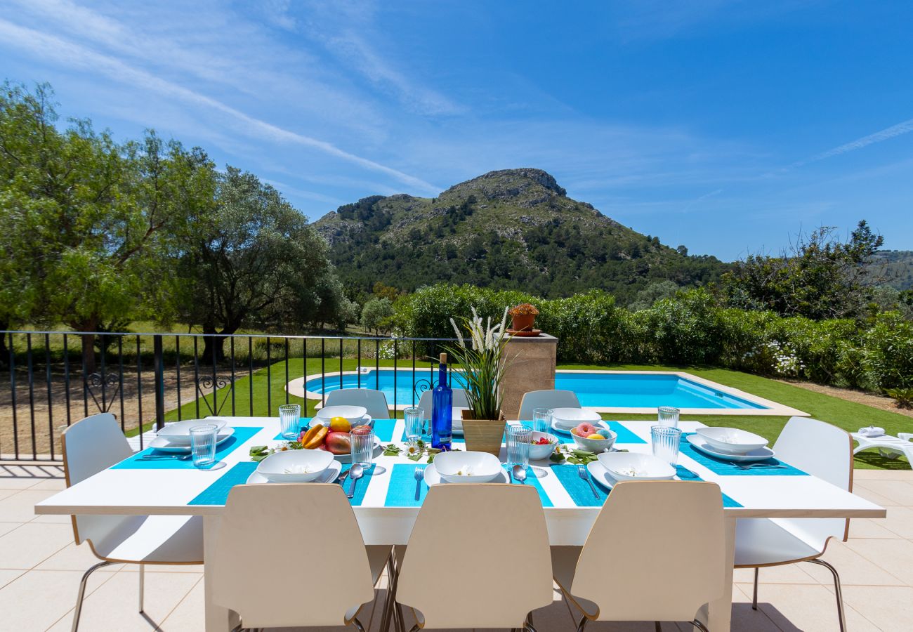 Finca in Alcudia - Finca in Alcudia Son Fe mit Pool und Bergblick