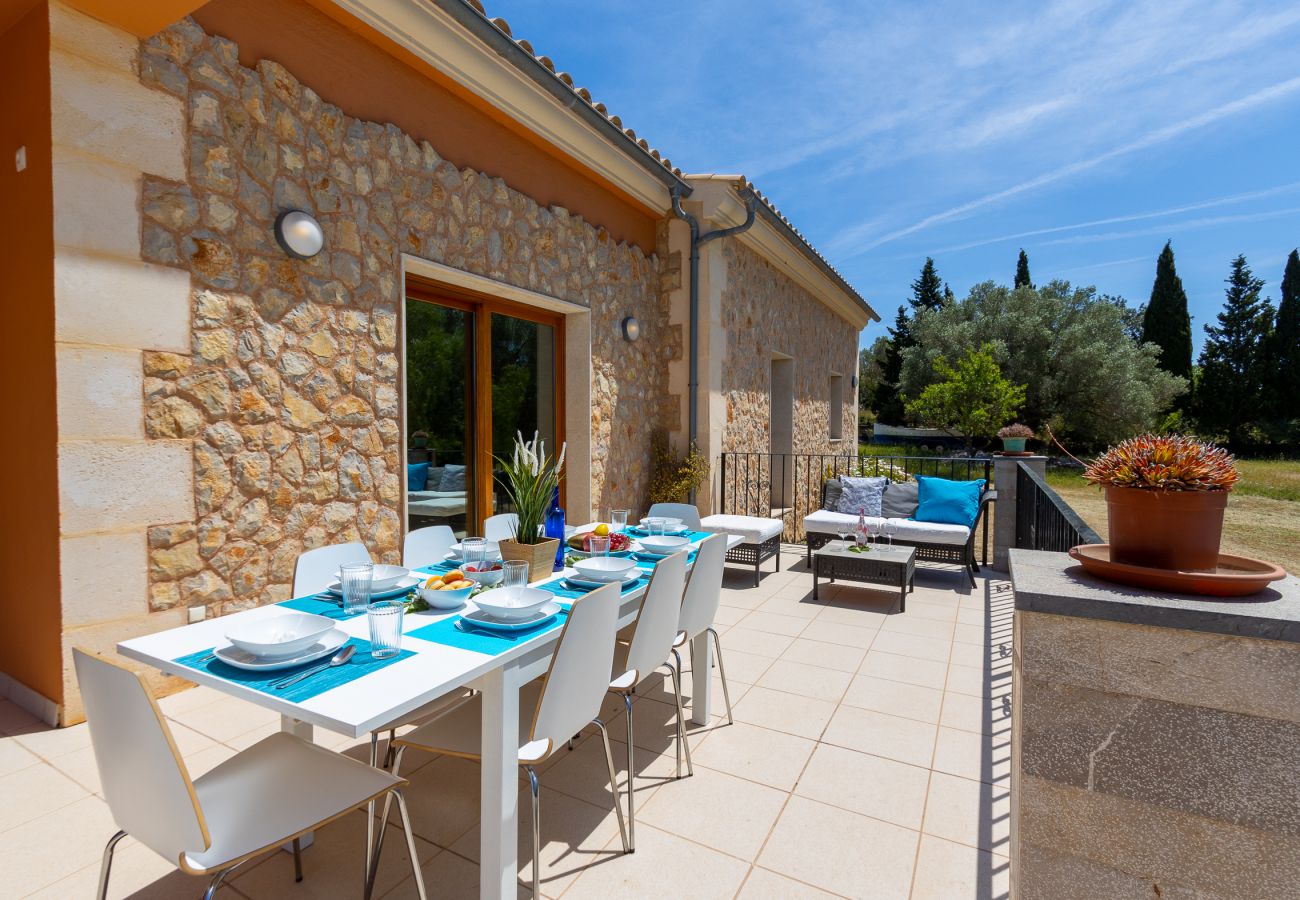 Finca in Alcudia - Finca in Alcudia Son Fe mit Pool und Bergblick