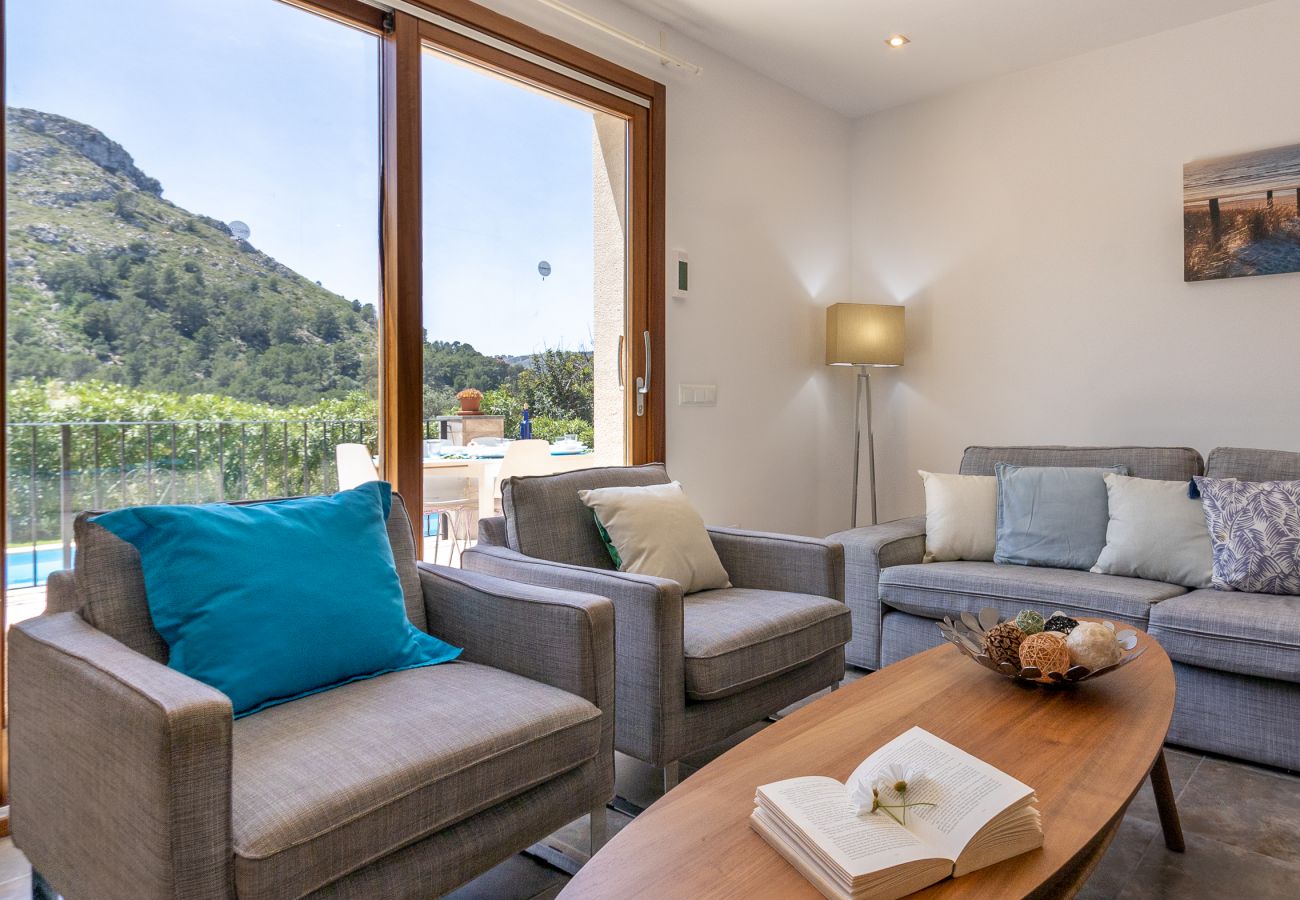 Finca in Alcudia - Finca in Alcudia Son Fe mit Pool und Bergblick