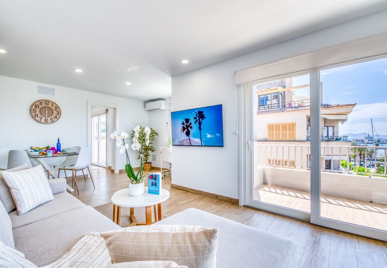 Ferienwohnung in Alcudia - Blue Sky Wohnung mit Meerblick in Puerto Alcudia