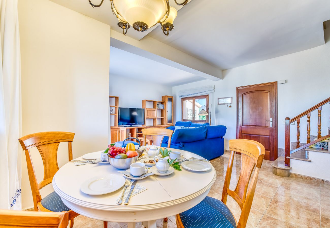 Ferienhaus in Alcudia - Haus in der Nähe vom Strand Nenufars mit Bergblick