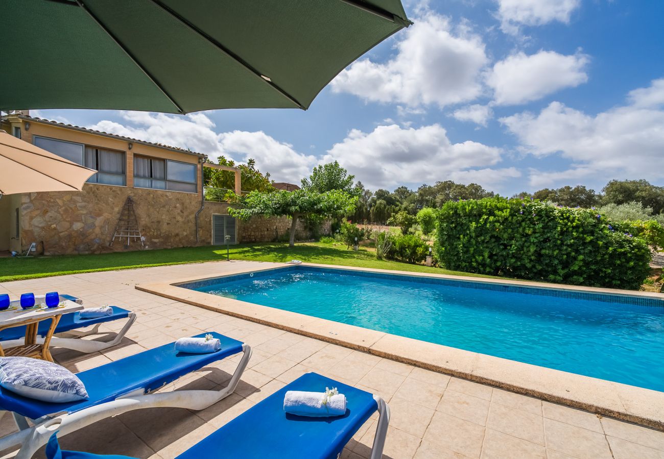 Finca in Arta - Ländliche Finca mit Panoramablick und Pool Es sementeret auf Mallorca