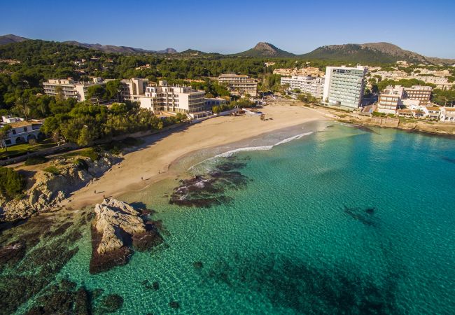 Ferienhaus auf Mallorca mit Pool und in Strandnähe Cala Moll