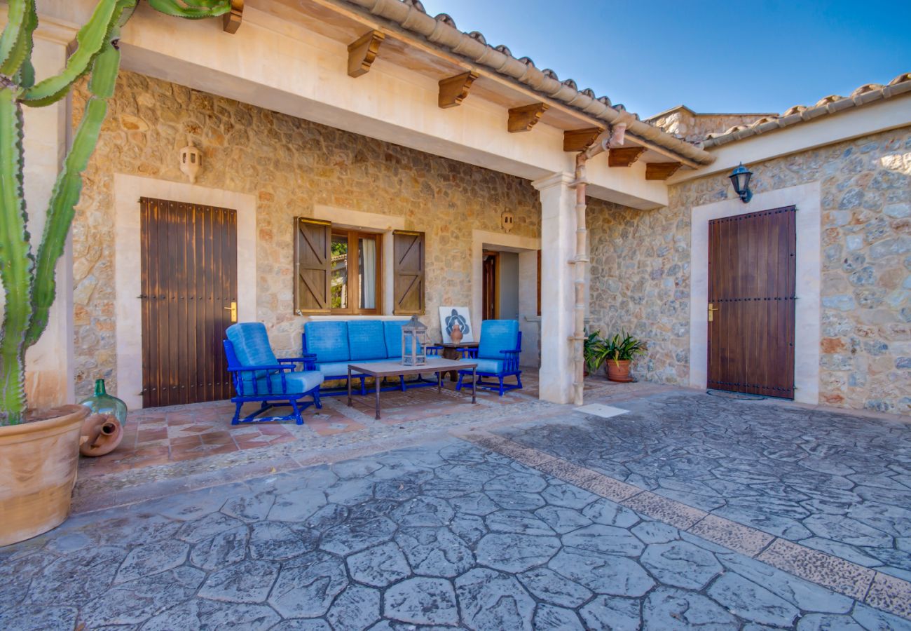 Finca in Inca - Ländliche Villa auf Mallorca Es Putxet mit Schwimmbad 
