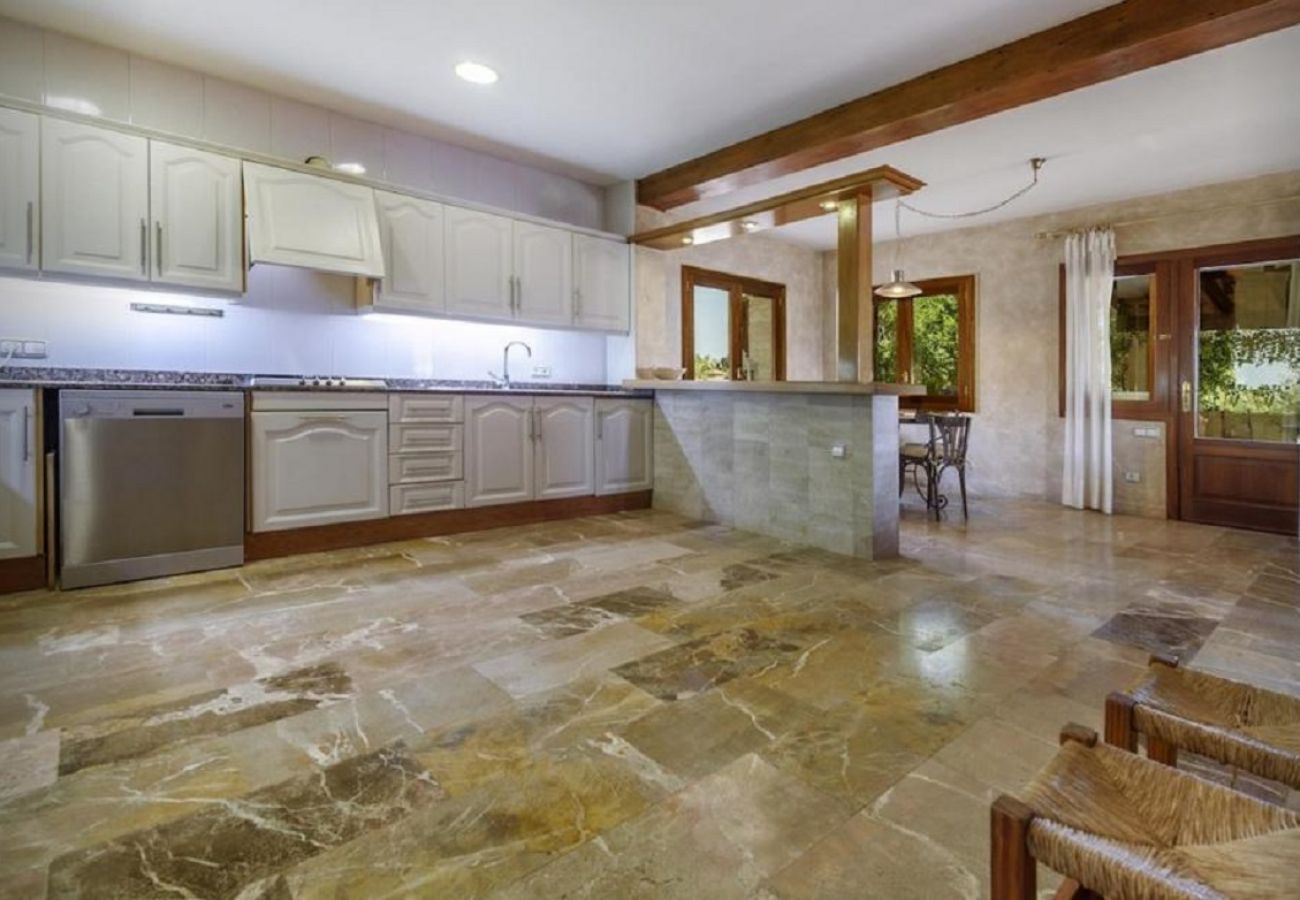 Finca in Inca - Ländliche Villa auf Mallorca Es Putxet mit Schwimmbad 