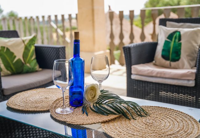 Finca in Petra - Ferienhäuser mit Privatpool und schöne ausblicke auf Mallorca Finca in Petra - Ferienhäuser mit Privatpool und schöne ausblicke auf Mallorca