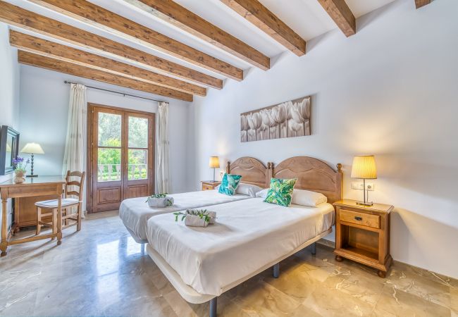 Finca in Petra - Ferienhäuser mit Privatpool und schöne ausblicke auf Mallorca Finca in Petra - Ferienhäuser mit Privatpool und schöne ausblicke auf Mallorca