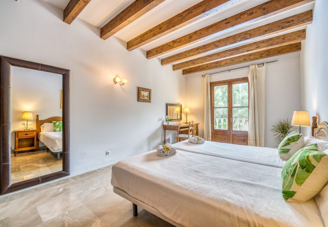Finca in Petra - Ferienhäuser mit Privatpool und schöne ausblicke auf Mallorca Finca in Petra - Ferienhäuser mit Privatpool und schöne ausblicke auf Mallorca