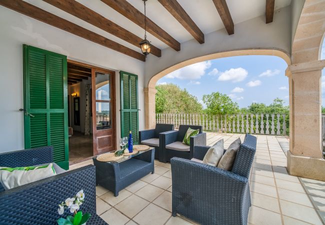 Finca in Petra - Ferienhäuser mit Privatpool und schöne ausblicke auf Mallorca Finca in Petra - Ferienhäuser mit Privatpool und schöne ausblicke auf Mallorca