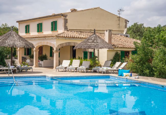 Ferienhaus mit Pool in Mallorca